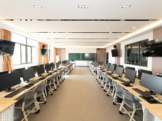 崇学楼427财贸竞赛实训室